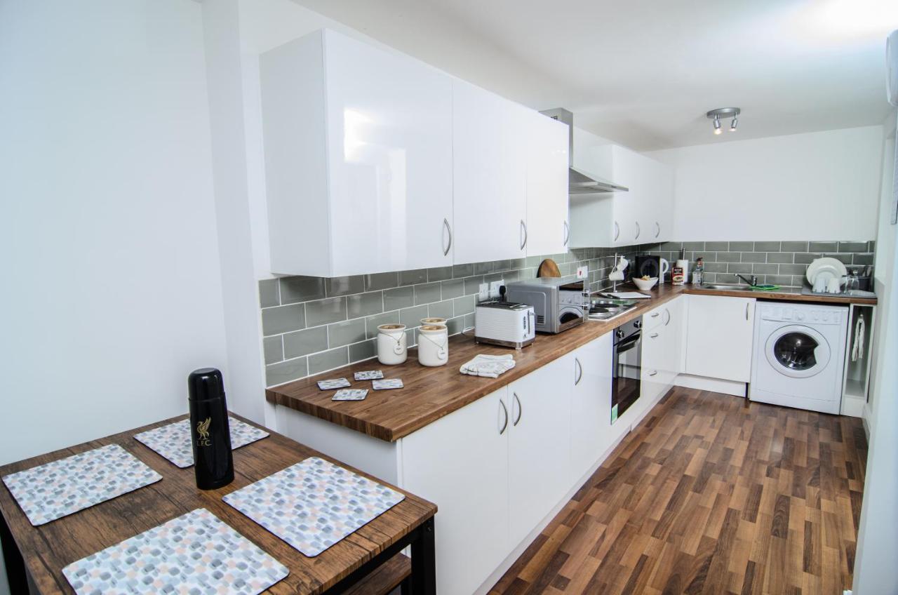 ليفربول Riverpool - Luxry Suits For Football Fans Near Anfield Stadium المظهر الخارجي الصورة
