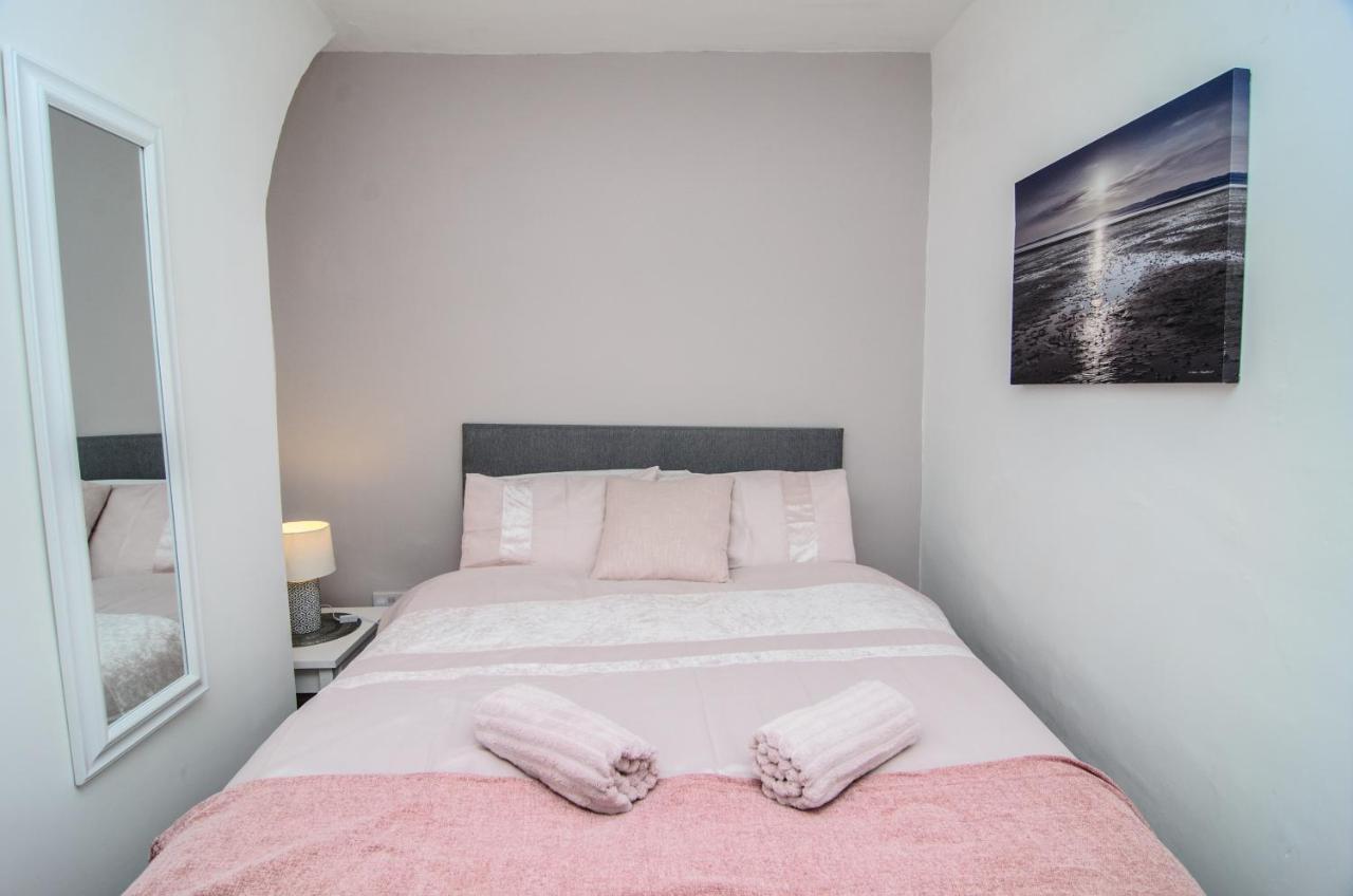 ليفربول Riverpool - Luxry Suits For Football Fans Near Anfield Stadium المظهر الخارجي الصورة